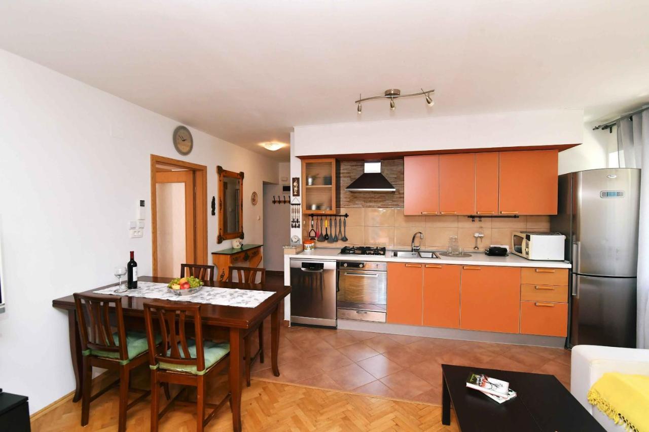 Apartment Leon Opatija Exterior foto