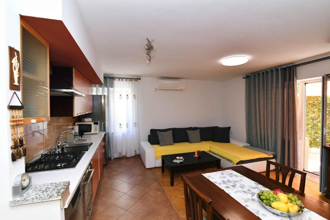 Apartment Leon Opatija Exterior foto